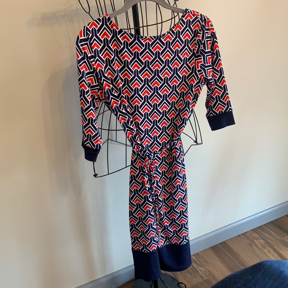 Liz Claiborne Boat neck pattern dress
